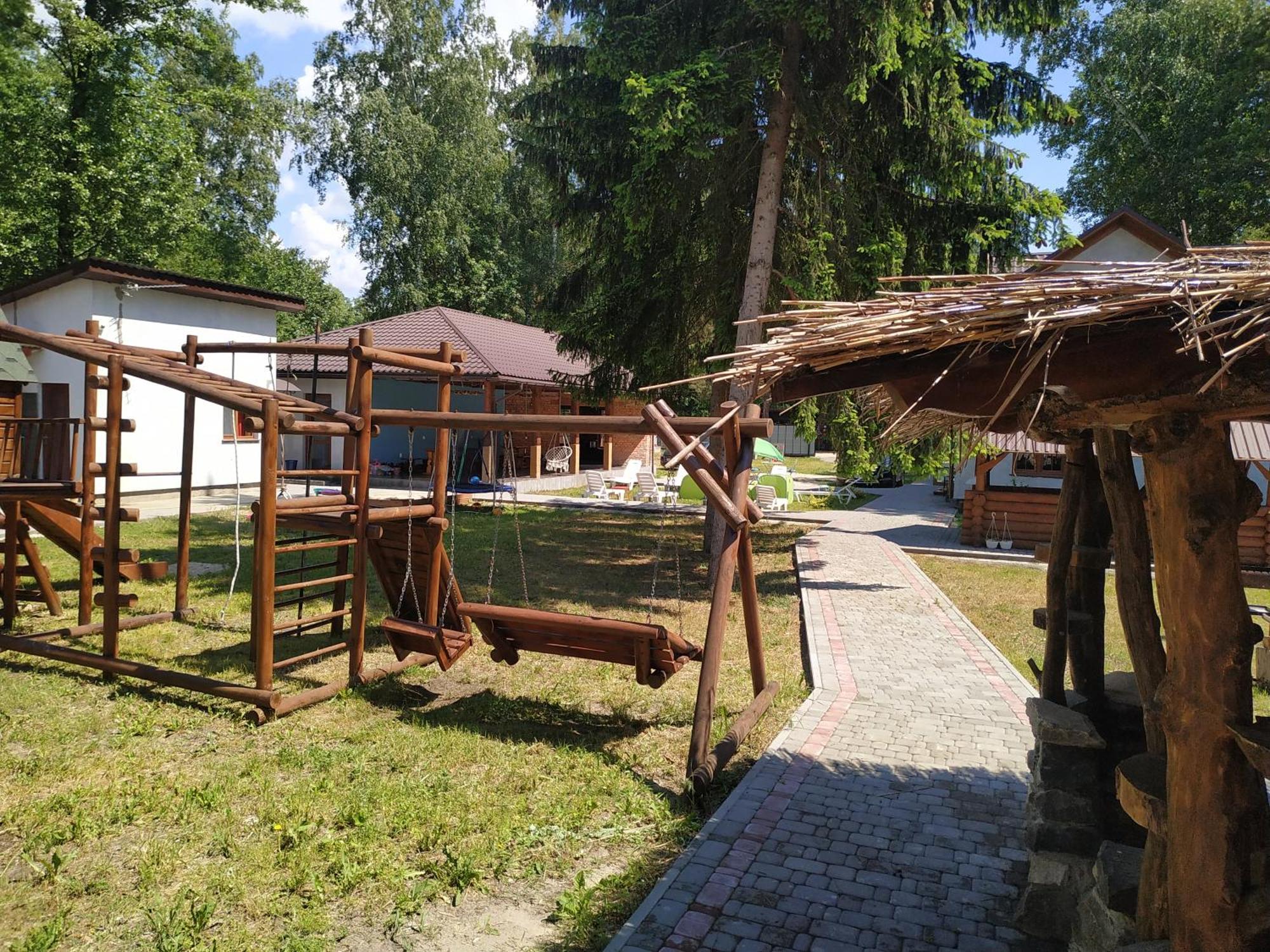 Svitiaz Griada Villa Shatsk Exterior photo